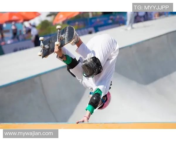 深圳滑板队的节奏与激情揭秘滑板文化的独特魅力与发展之路 深圳滑板队的节奏与激情揭秘滑板文化的独特魅力与发展之路